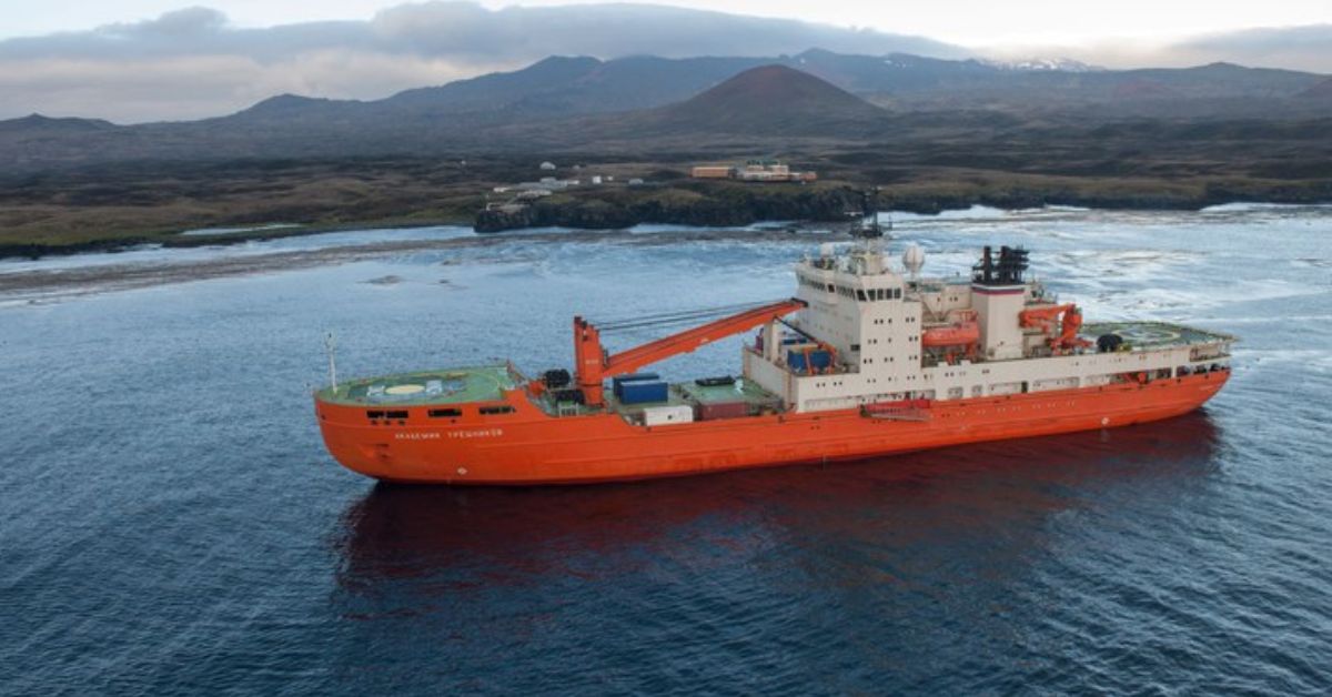 UFMG participa da primeira circum-navegação do Brasil na Antártica