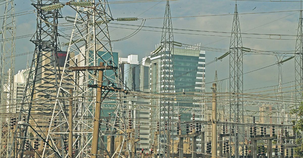 Aneel retomará discussão sobre bônus de R$1,3 bi para aliviar contas de luz em dezembro