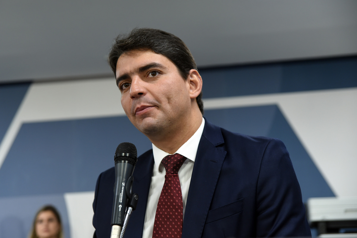 Presidente do PSD em MG descarta negociação com Mateus Simões e diz que Pacheco é o nome do partido para 2026 