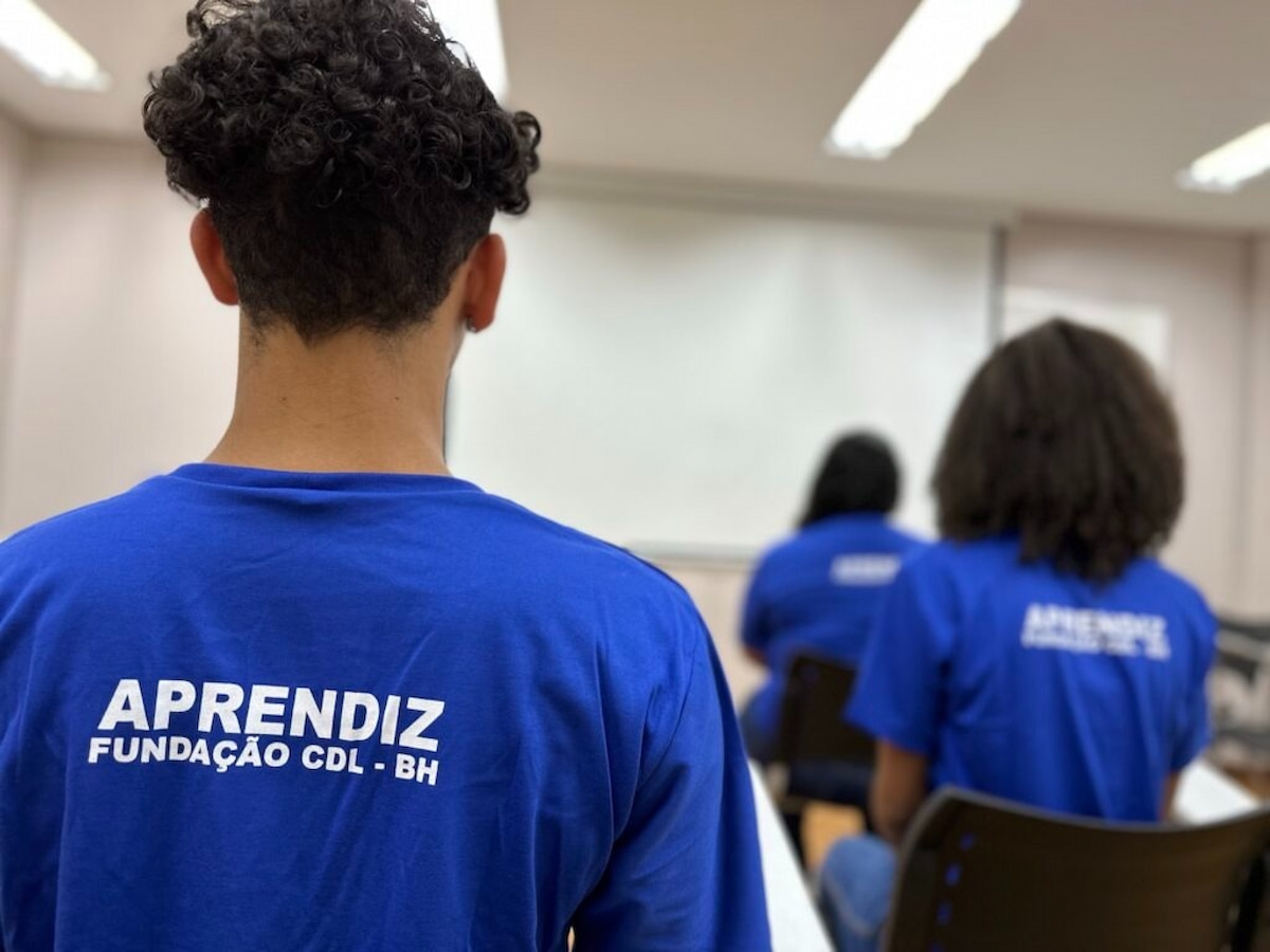 Em Minas, 42% dos jovens ocupados estão na informalidade; veja os desafios na busca pelo 1 º emprego