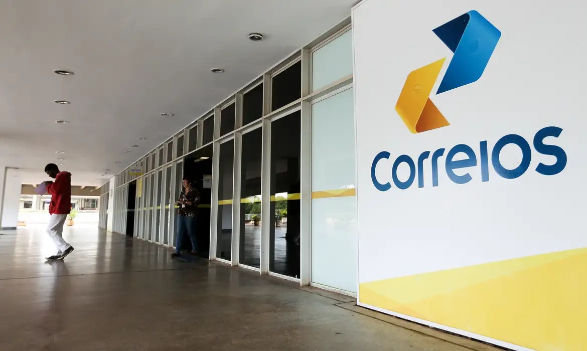 Beneficiários do INSS podem contestar descontos indevidos nos Correios a partir desta sexta (30)