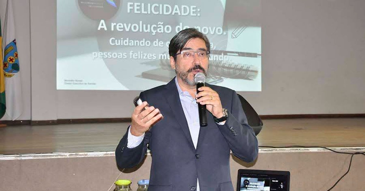 Felicidade no trabalho: reveja conceitos e seja feliz