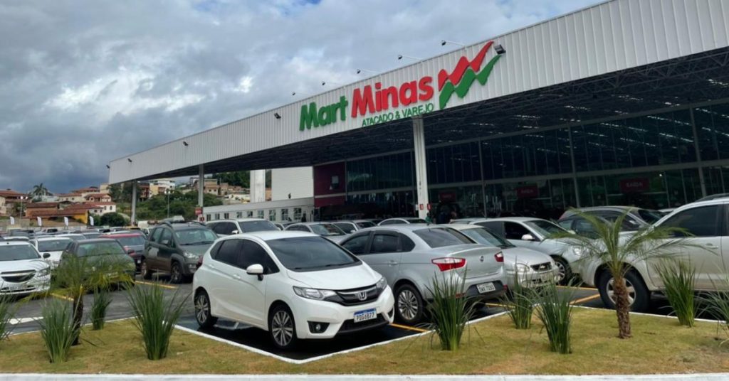 Loja da rede Mart Minas.