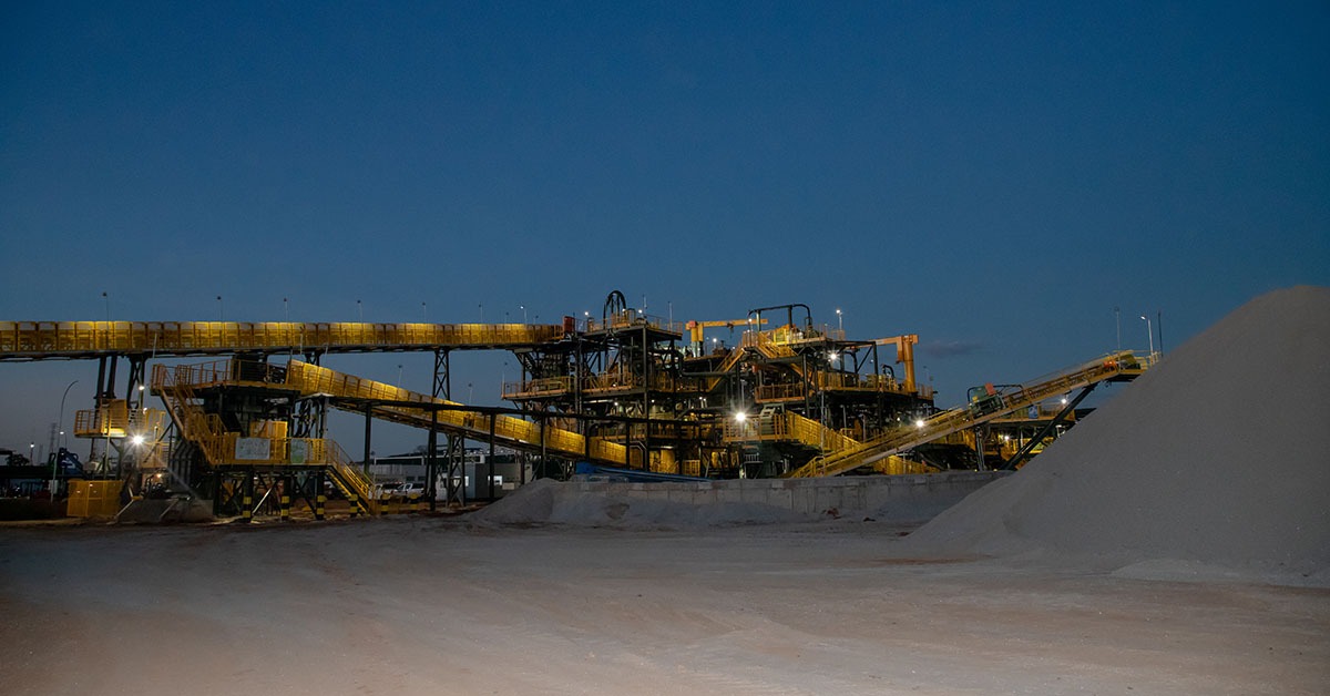 Sigma Lithium produz lítio verde no Vale do Jequitinhonha com mão de obra local