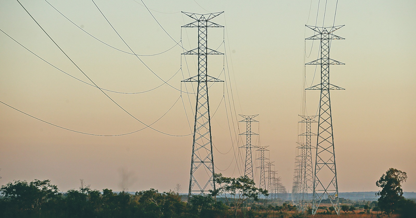 Leilões de energia da Aneel e CCEE movimentaram R$ 6 bilhões