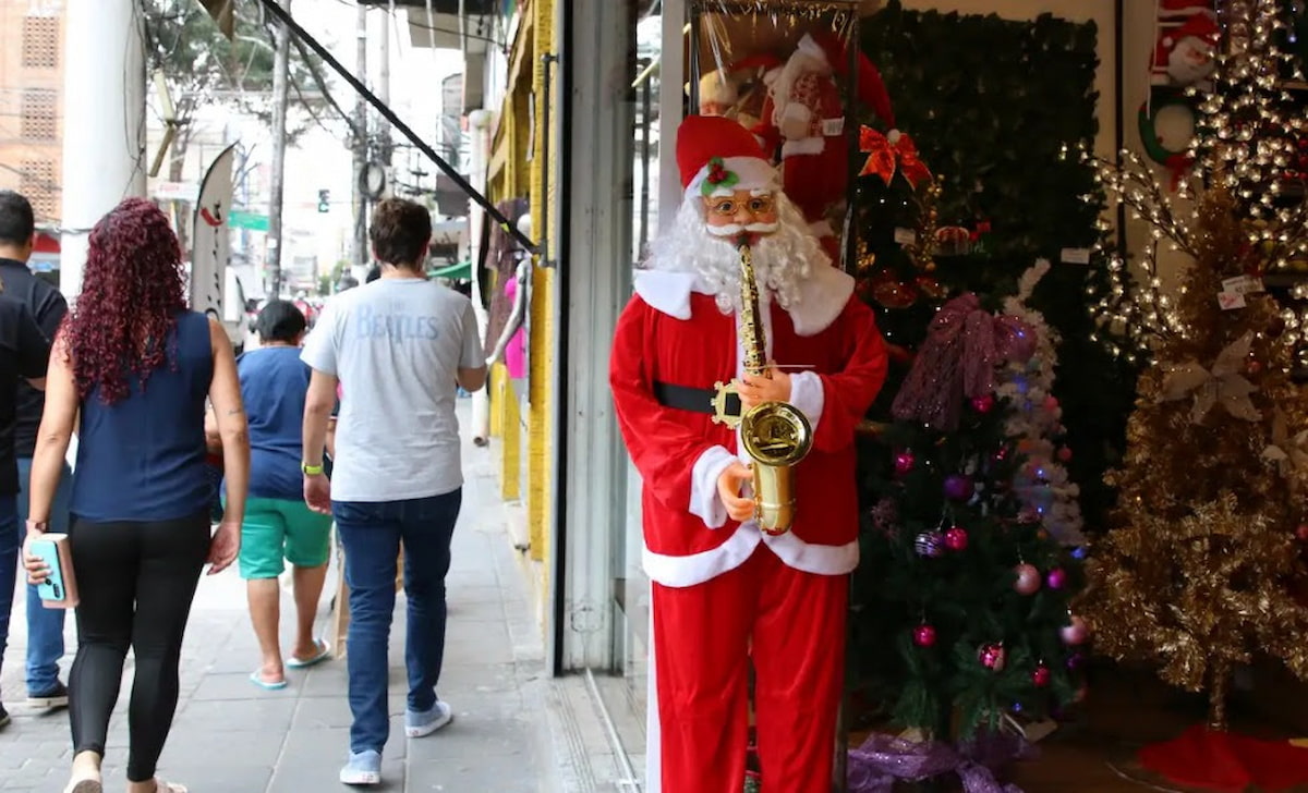 Natal impulsiona vendas do comércio em BH; perspectivas são positivas para 2025