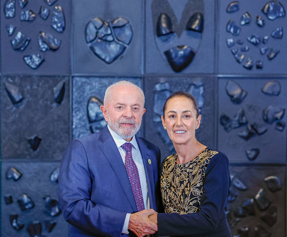 Presidente do México elogia Lula e destaca fortalecimento de laços com o Brasil