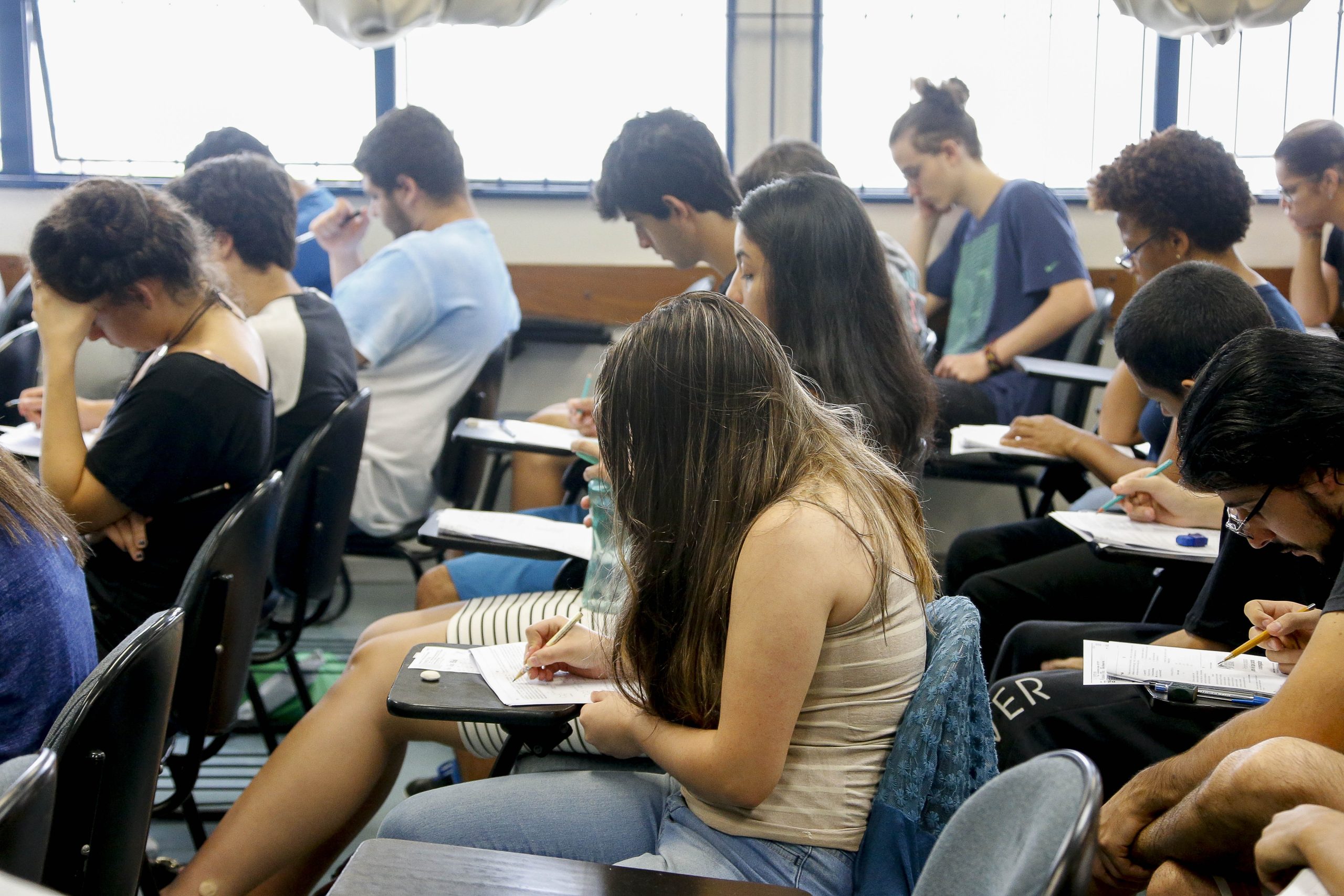 Uma nova porta de entrada: o vestibular seriado como inovação no acesso ao ensino superior