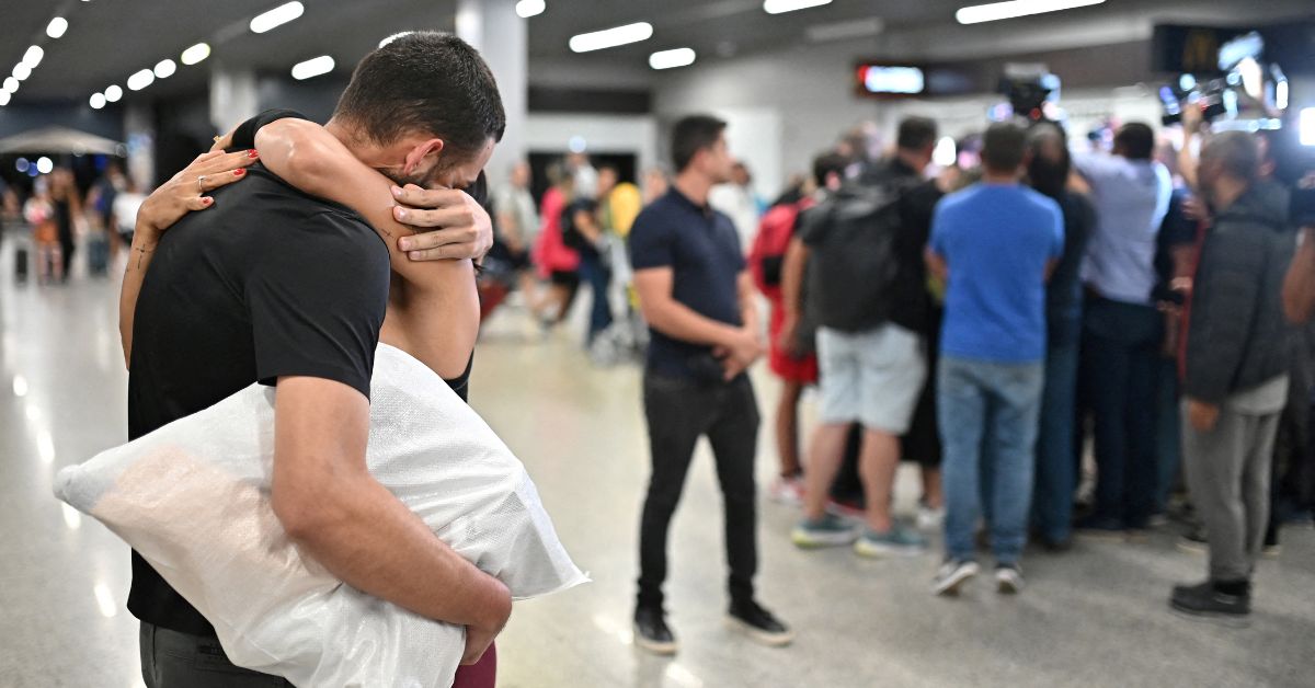 Governo Lula vai montar posto de ajuda humanitária para deportados em Confins, diz ministra Macaé Evaristo 