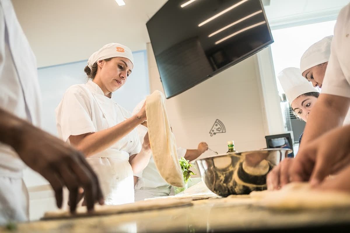 Belo Horizonte tem vagas gratuitas em curso de panificação e confeitaria