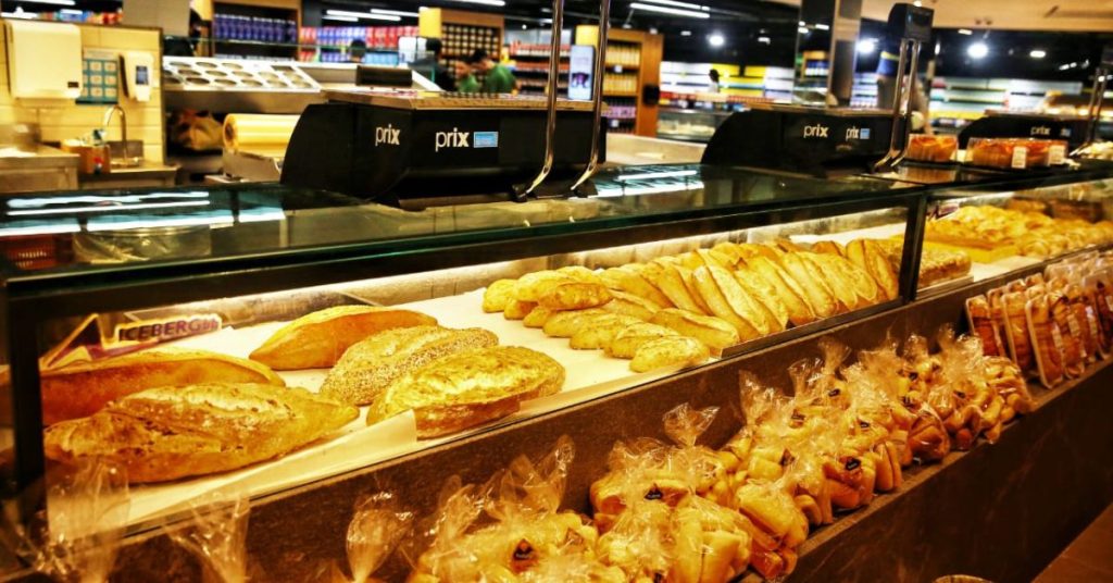 Padaria na loja da rede de supermercados premium Verdemar.