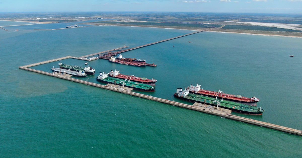 Porto do Açu amplia operações para clientes em Minas Gerais