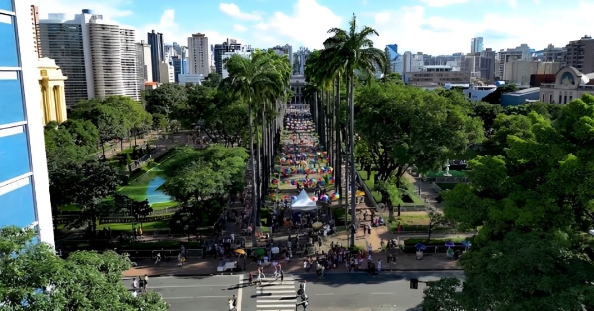 Carnaval de BH: Praça da Liberdade terá duchas para refrescar foliões e áreas de descanso