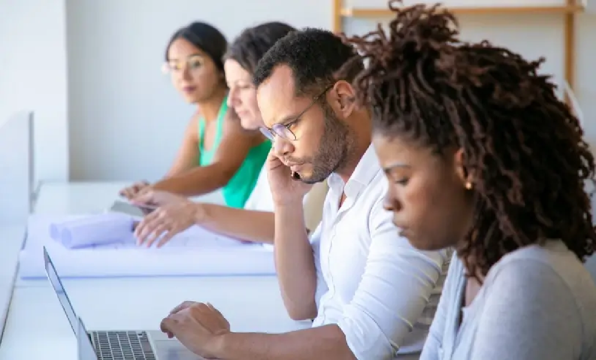 Ensino superior: estudantes precisam de práticas com problemas da vida real
