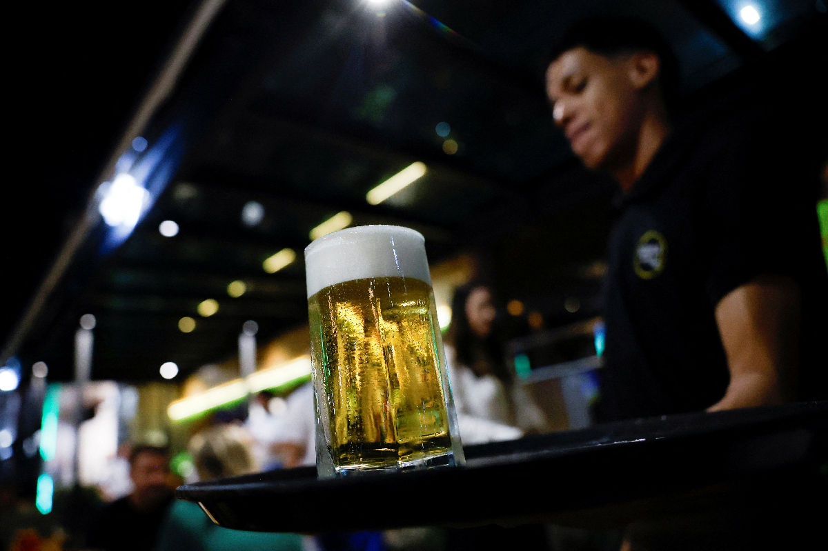 Setor de serviços cresce 2% em fevereiro em Minas Gerais