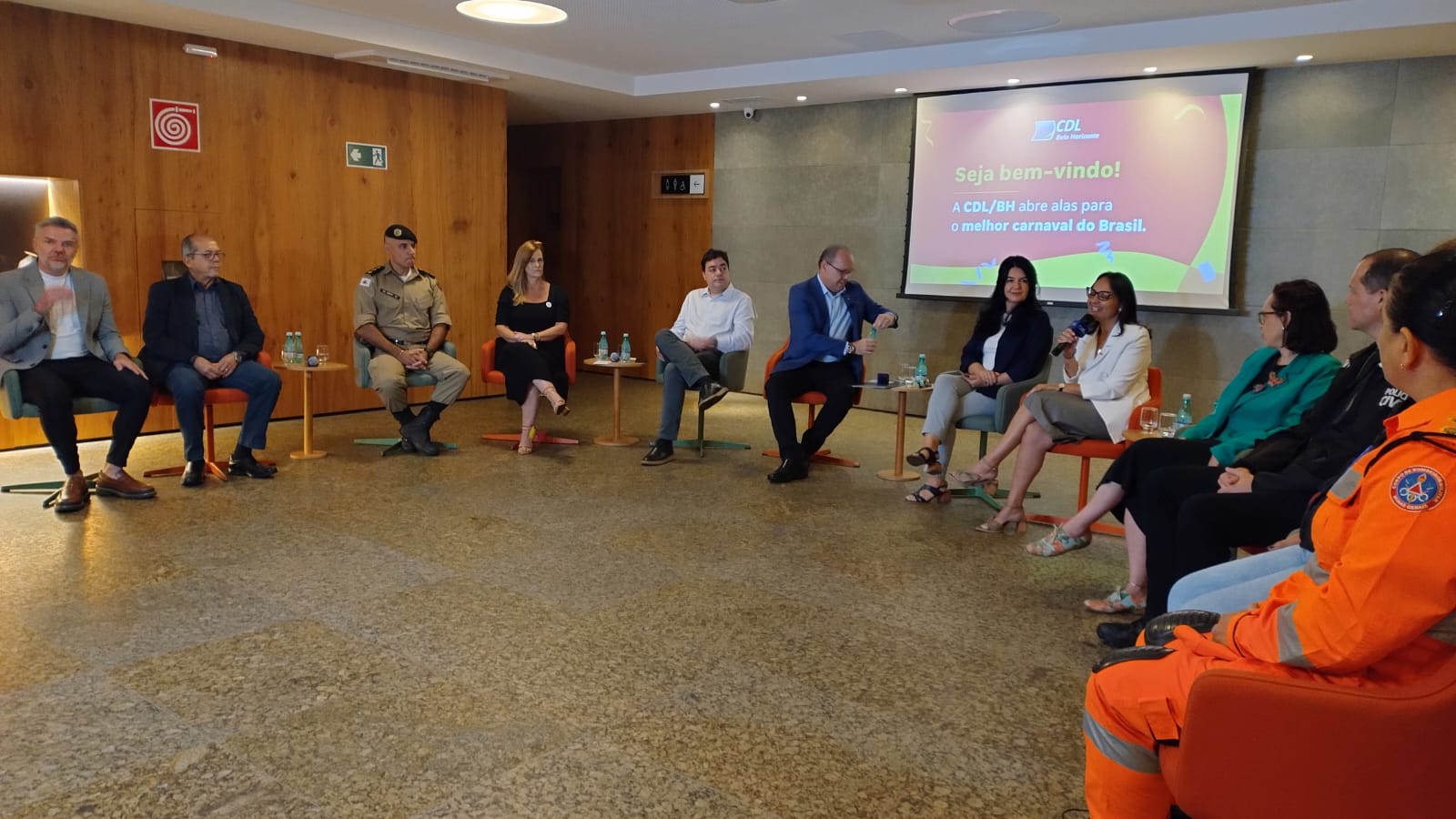 Setor hoteleiro espera alta de 30% no Carnaval de BH; turistas devem gastar R$ 500 na diária