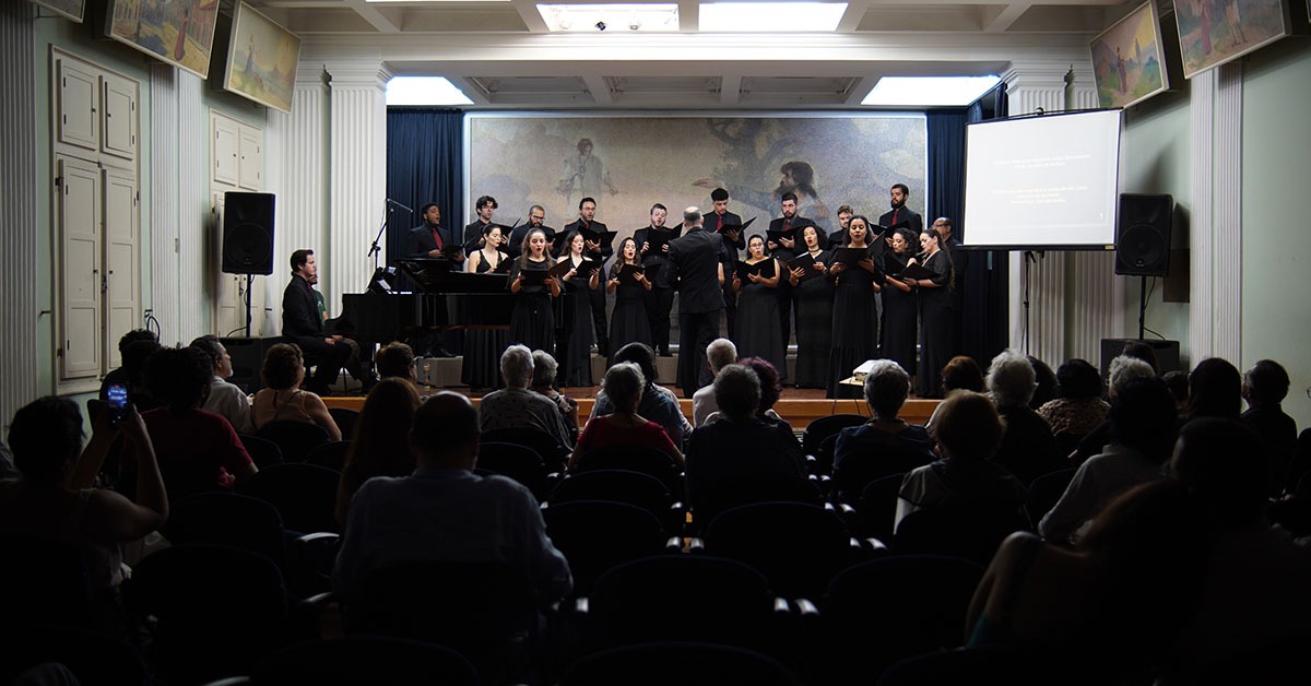 Ars Nova – Coral da UFMG apresenta Concerto de Carnaval gratuito