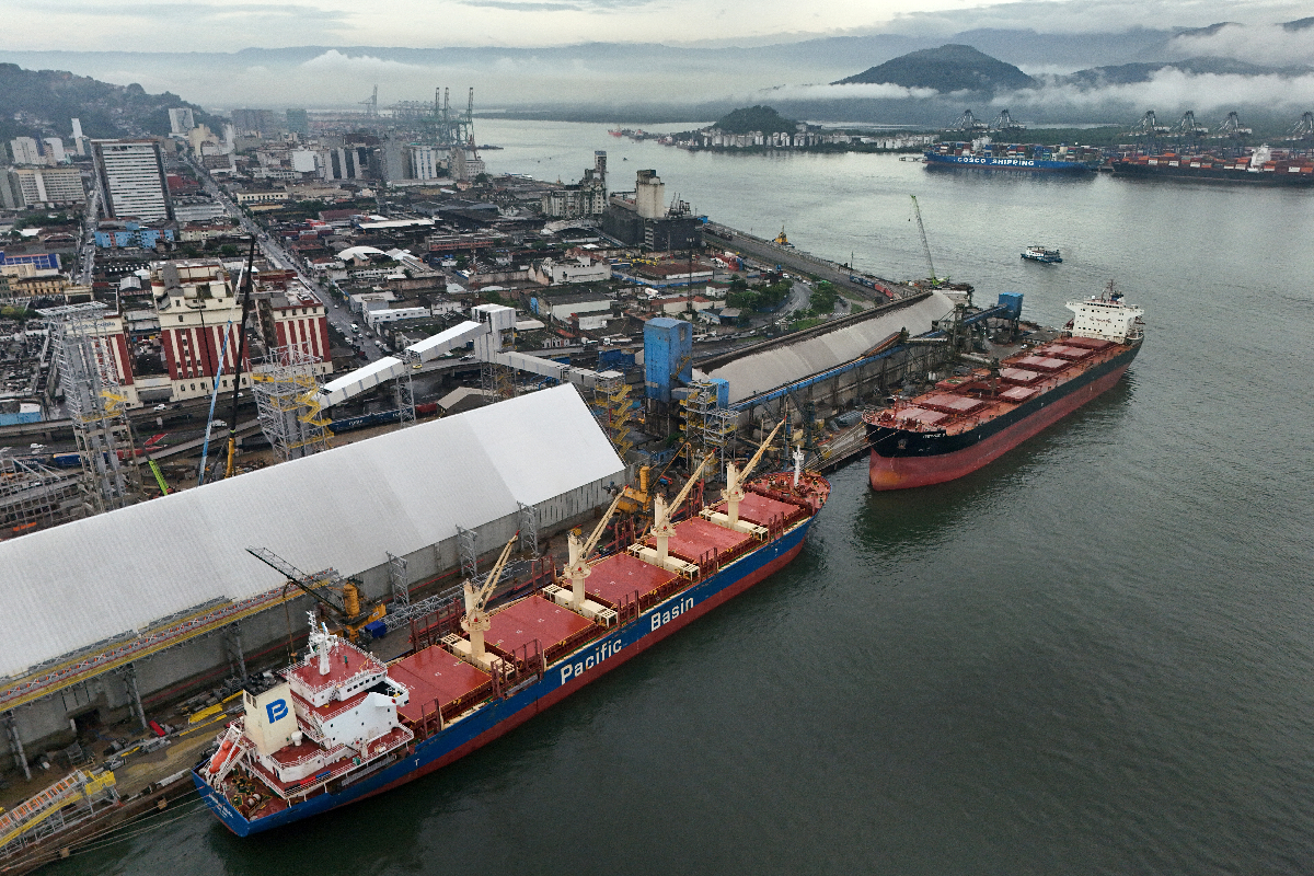 Guerra comercial entre EUA e China pode trazer bons sinais para o Brasil