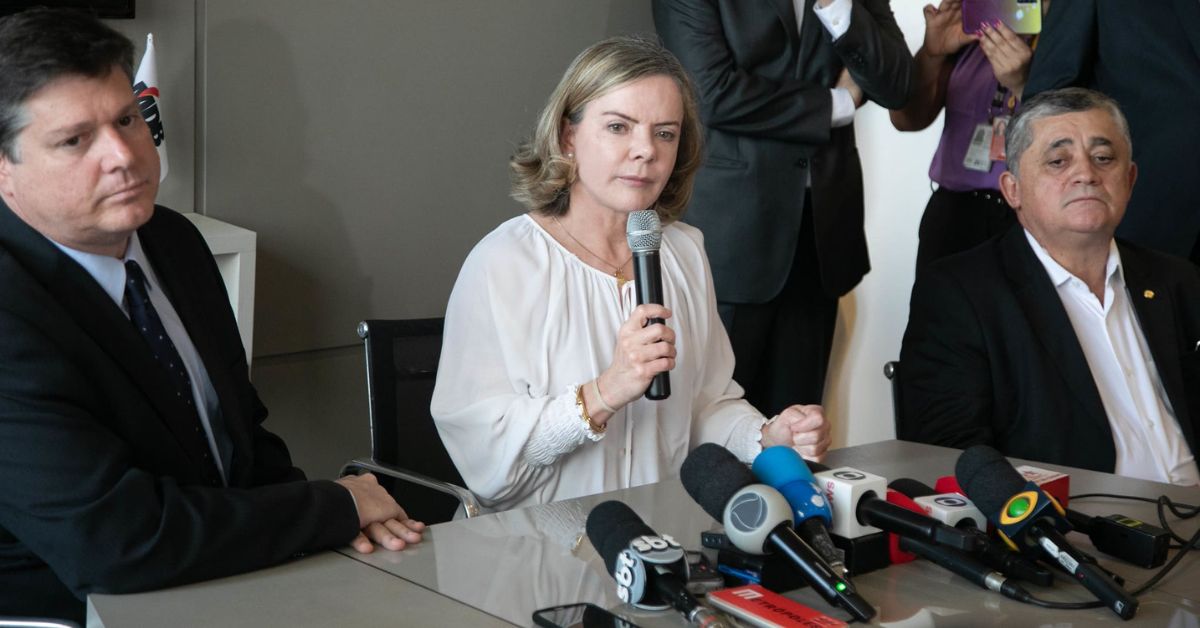 Gleisi: baixa na popularidade de Lula é reflexo dos dois meses mais difíceis do governo