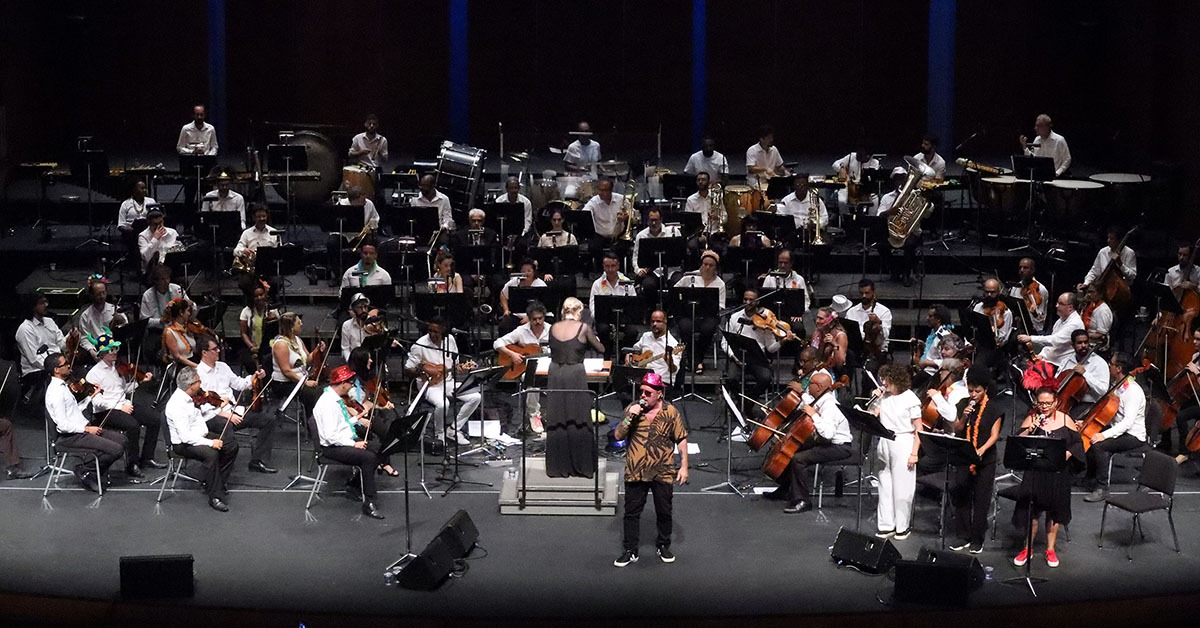 Orquestra Sinfônica de Minas Gerais abre o Carnaval da Liberdade na rua