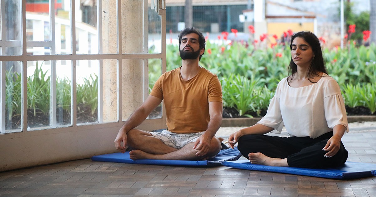 Casa do Baile tem aula de Yoga gratuita neste domingo (16)
