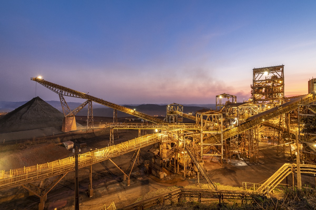 ArcelorMittal abre 150 vagas de emprego em Minas Gerais para a expansão da Mina Serra Azul