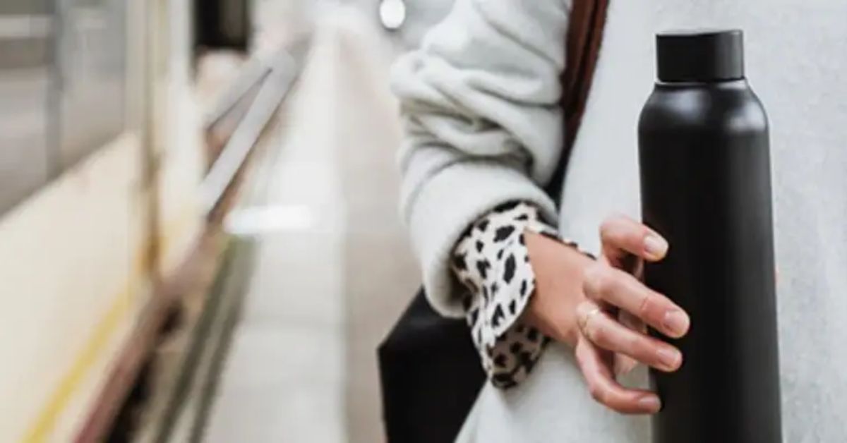 Boas práticas no uso de garrafinhas e squeezes no trabalho