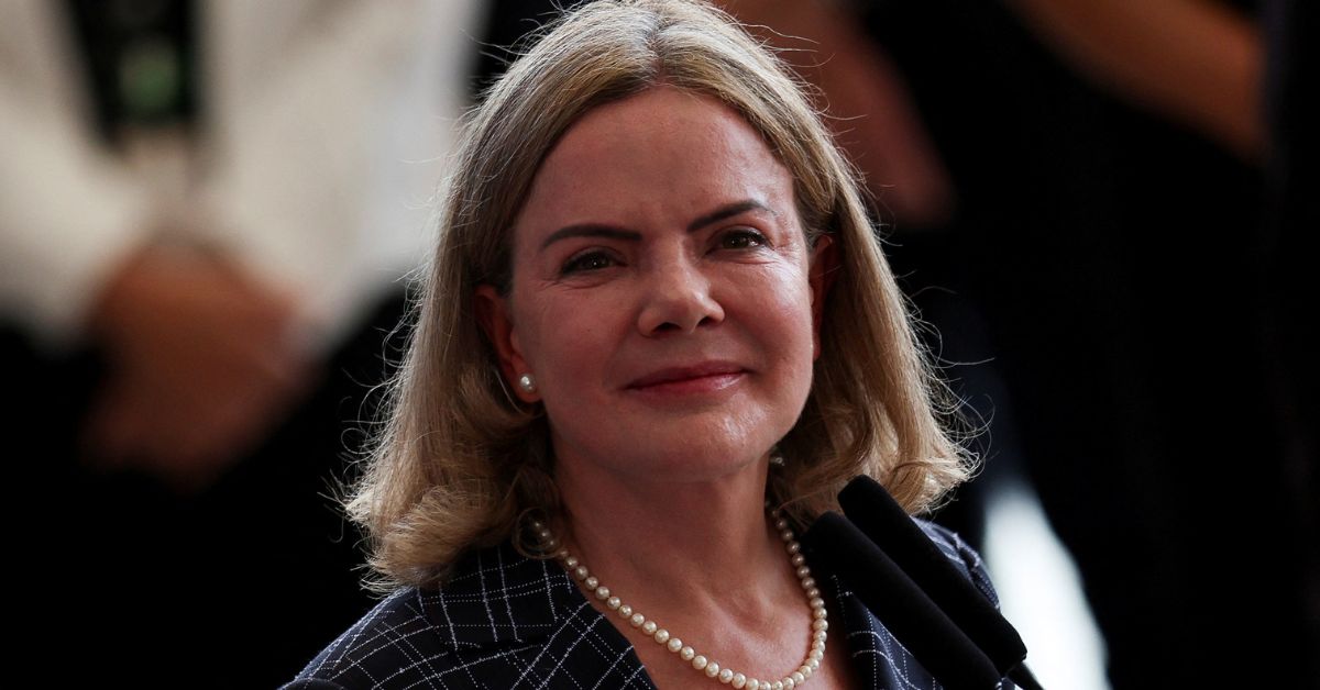 Gleisi Hoffmann diz que anistia vai ser ‘vexame internacional’ se acontecer
