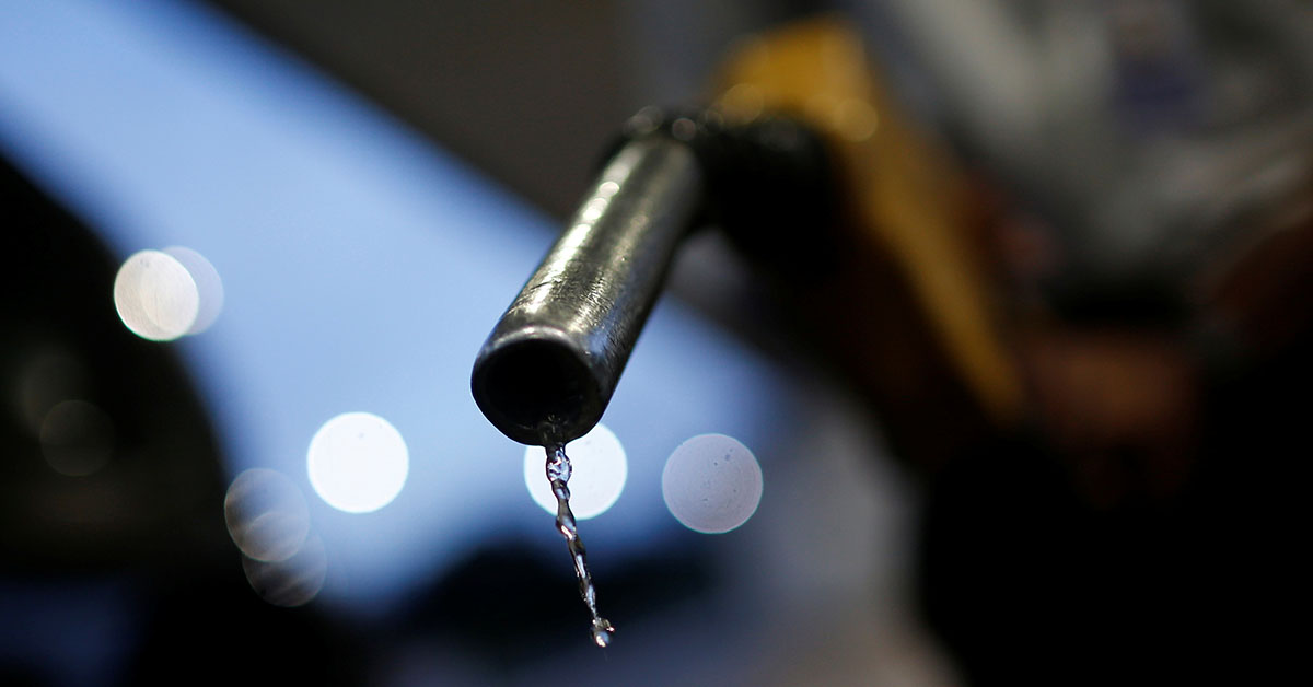 Gasolina e diesel voltam a ter preços mais baixos ante mercado internacional, diz Abicom