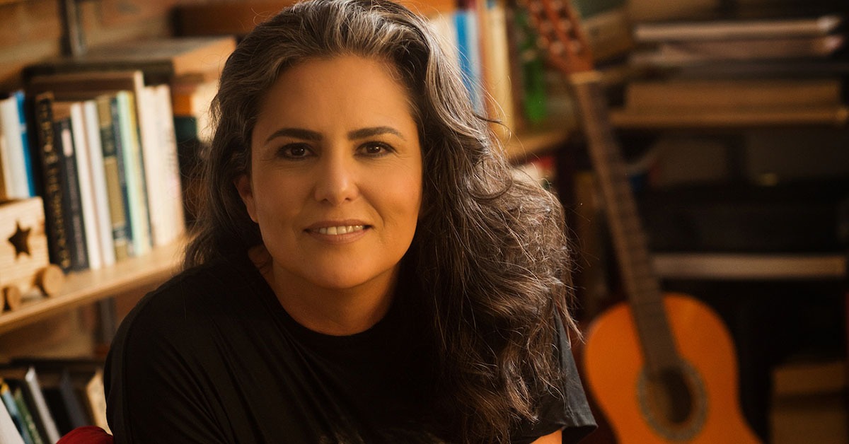 Daniella Zupo lança livro sobre viagens, memórias e encontros