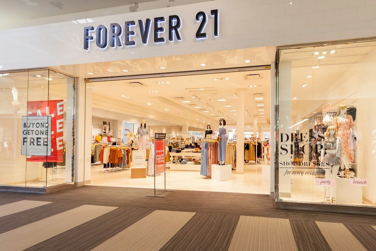 Varejista de fast-fashion Forever 21 pede falência nos EUA