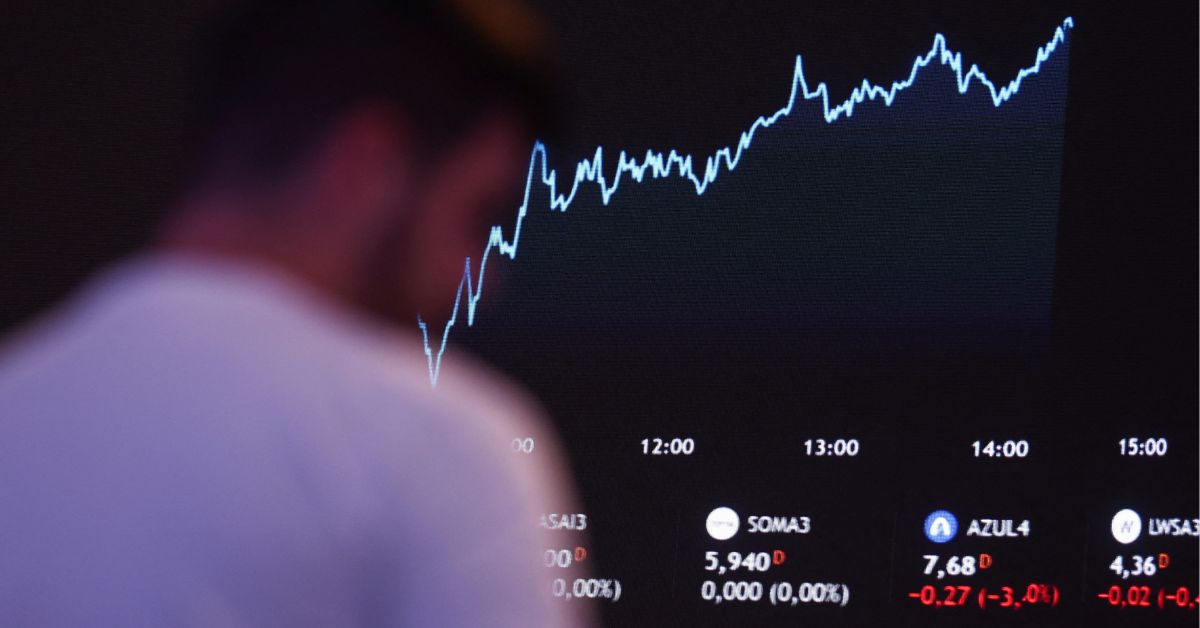 Ibovespa fecha em alta, mas sem fôlego para sustentar patamar de 133 mil pontos