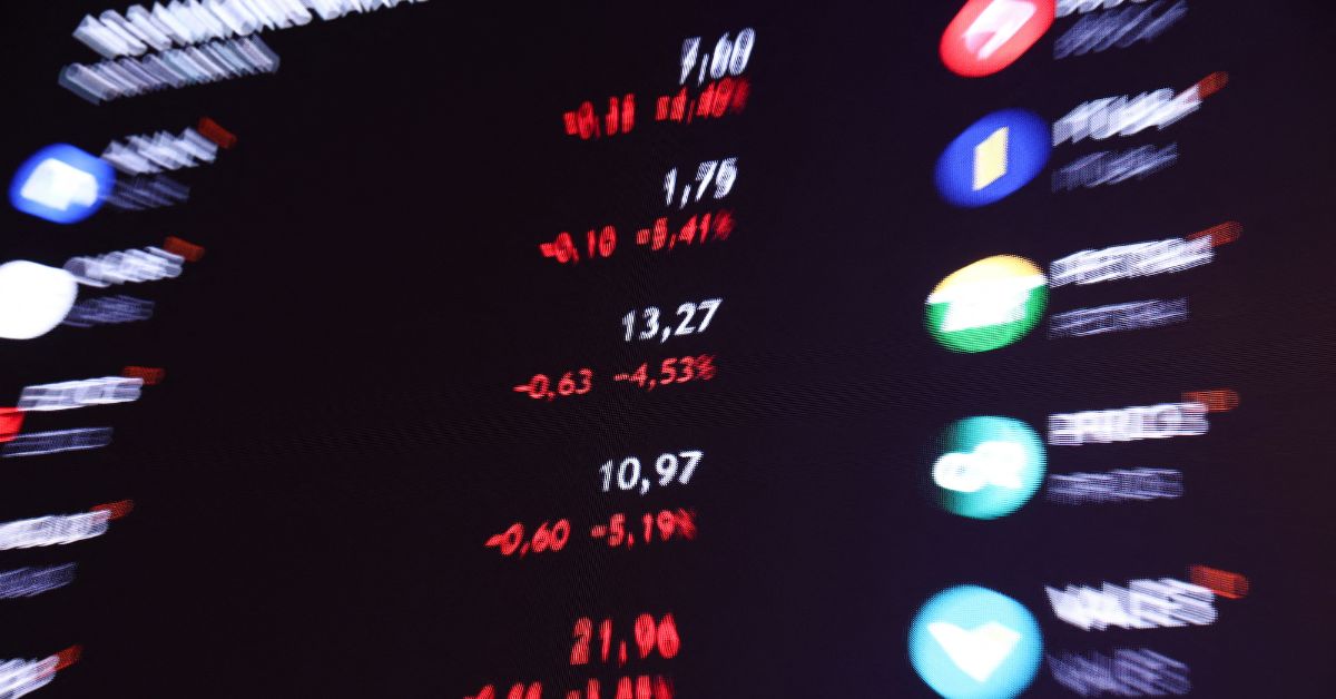 Ibovespa fecha com variação positiva discreta e assegura 7ª alta consecutiva