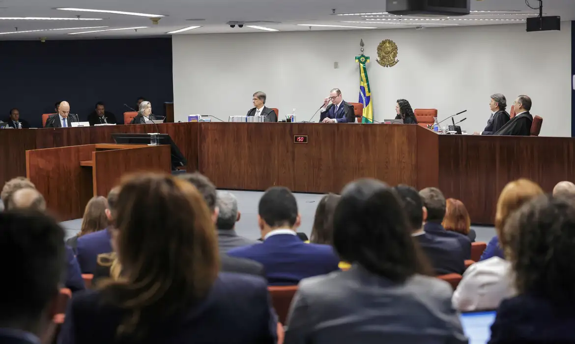 Ministros do STF rejeitam preliminares e atropelam estratégia das defesas na ação do golpe