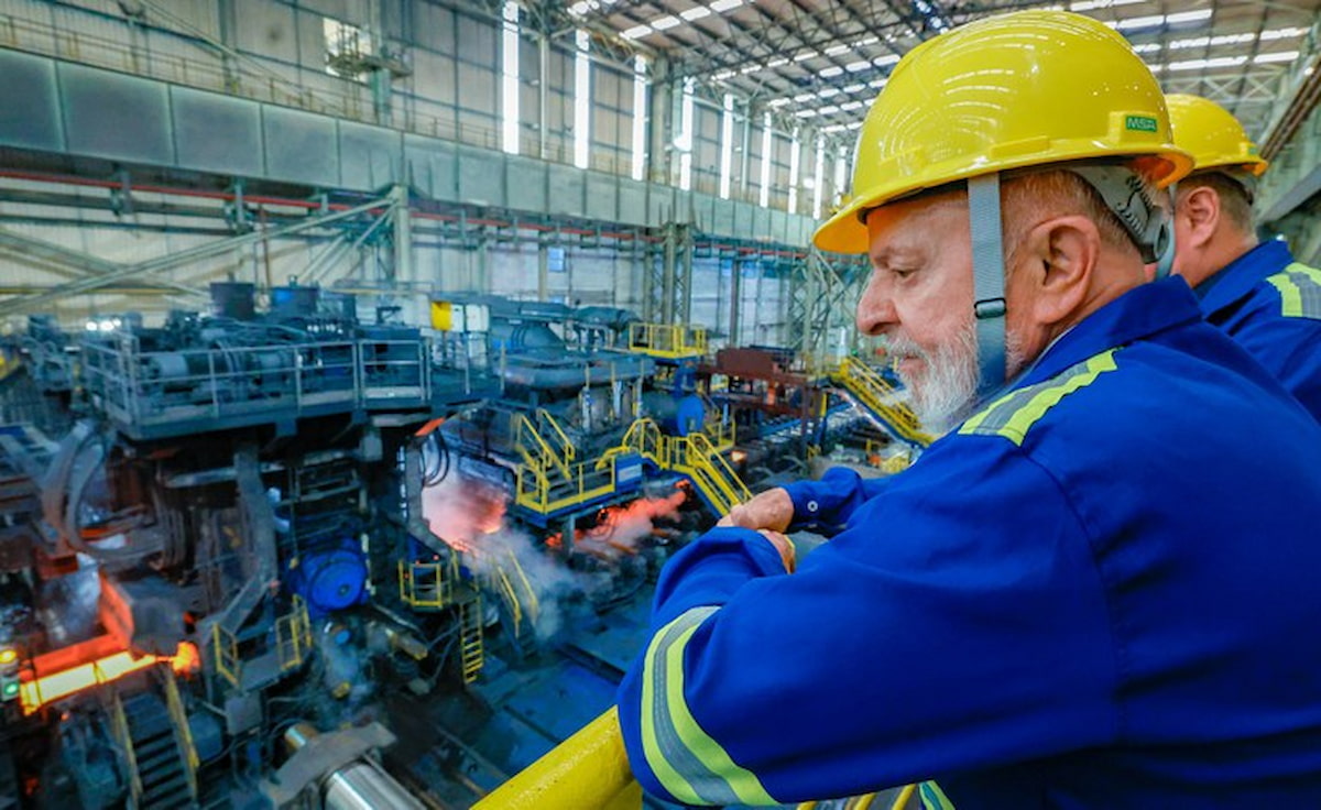 Lula visita investimentos da Gerdau na unidade de Ouro Branco