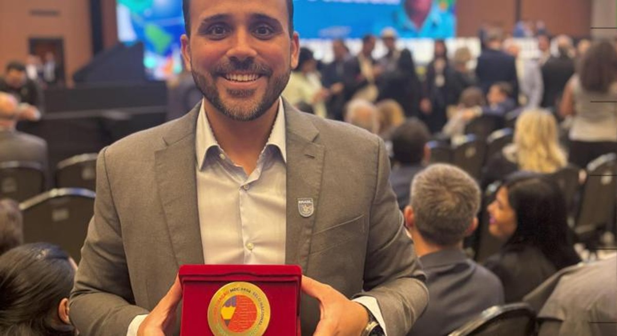 Prefeitura de BH exonera Bruno Barral, secretário de Educação alvo de ação da PF