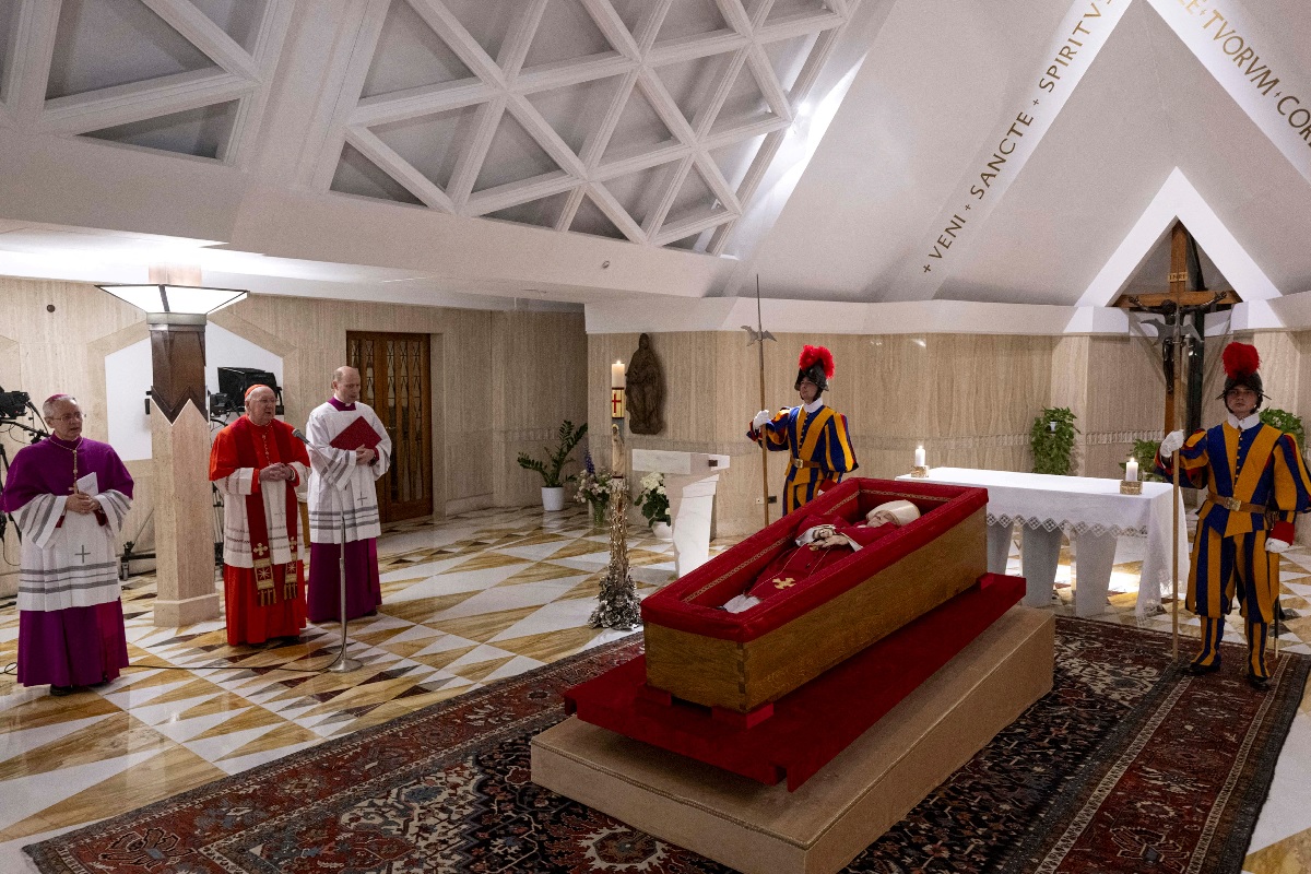 Mais de 200 chefes de Estado devem comparecer ao funeral do papa Francisco