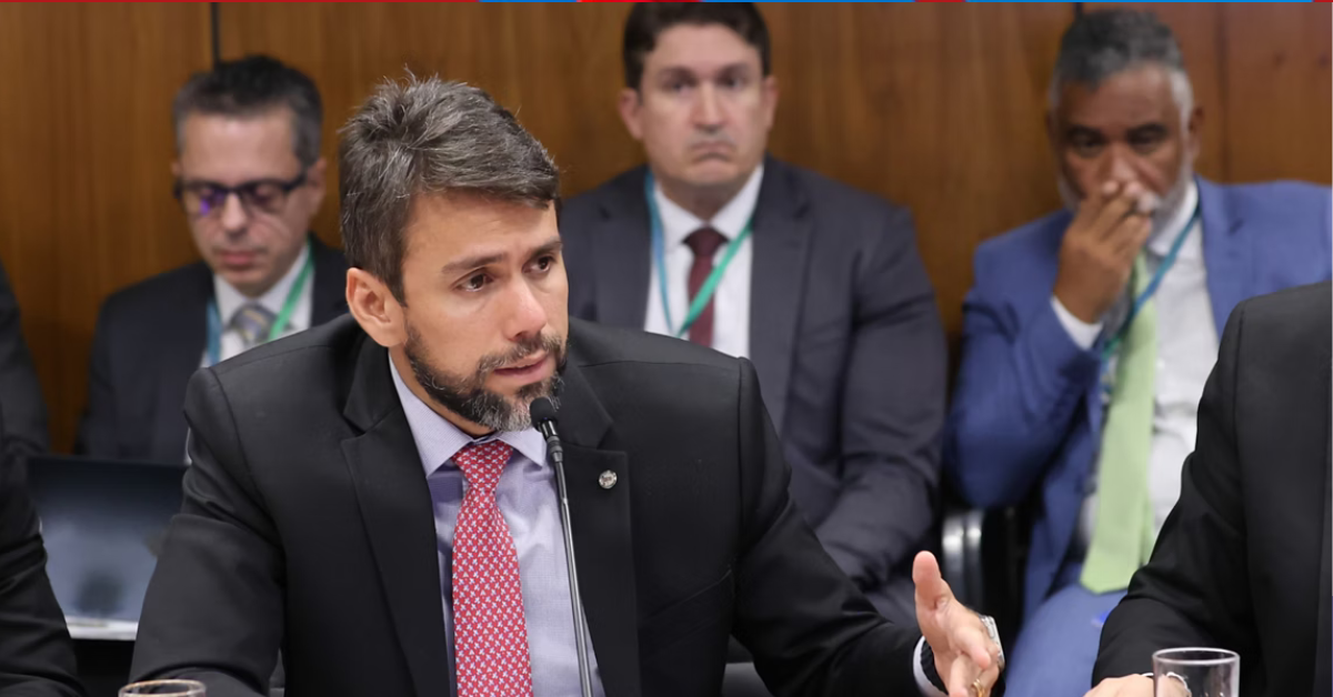 Pedro Lucas recusa pasta das Comunicações após racha no União Brasil