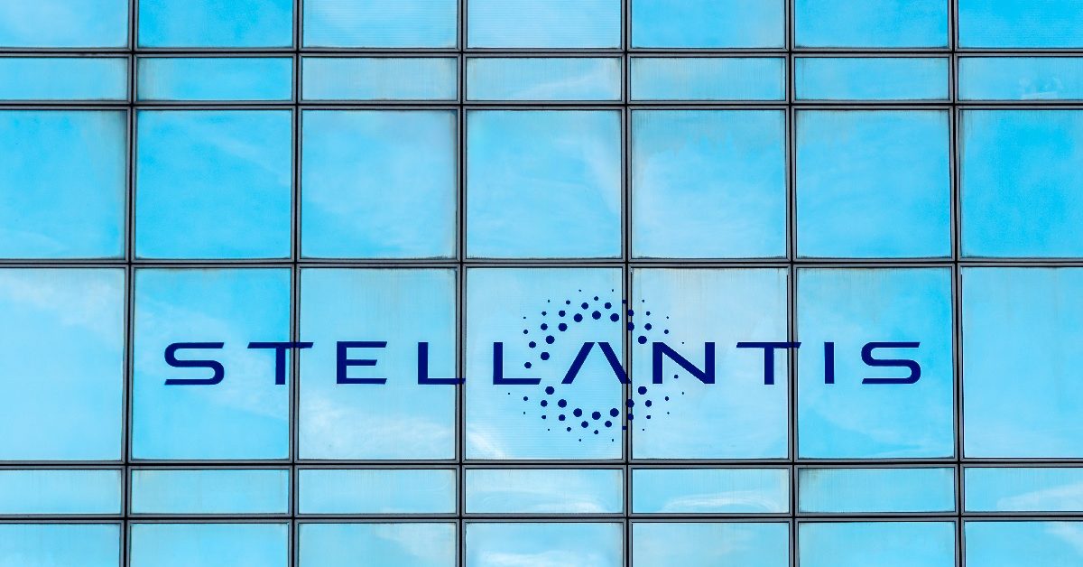 Alguns investimentos esperam a definição das eleições, diz presidente da Stellantis