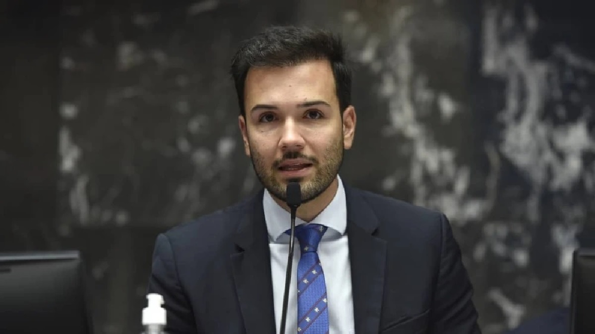 Tadeuzinho quer PEC que retira obrigatoriedade do referendo apenas para Copasa 