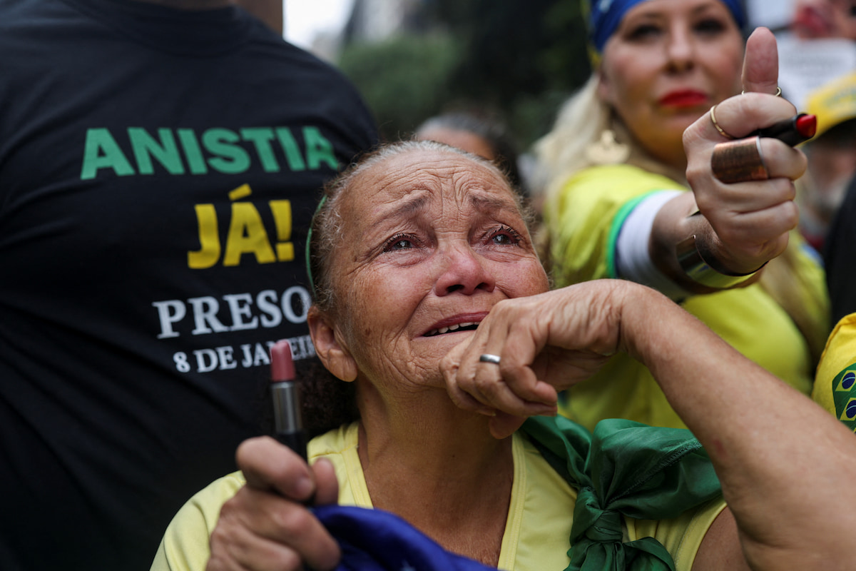 Ato pró-Bolsonaro na Paulista tem gritos por anistia e participação de governadores