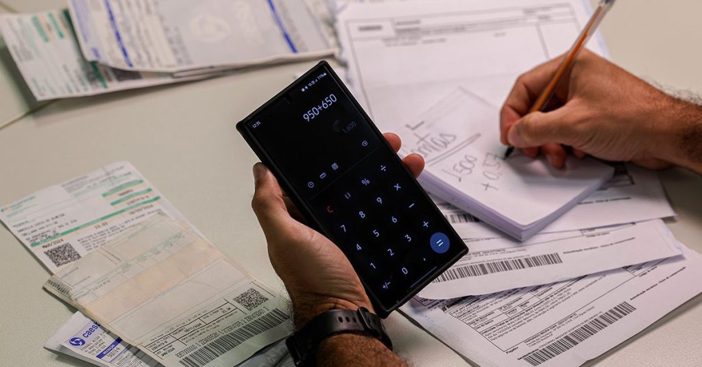 Calculadora e dívidas