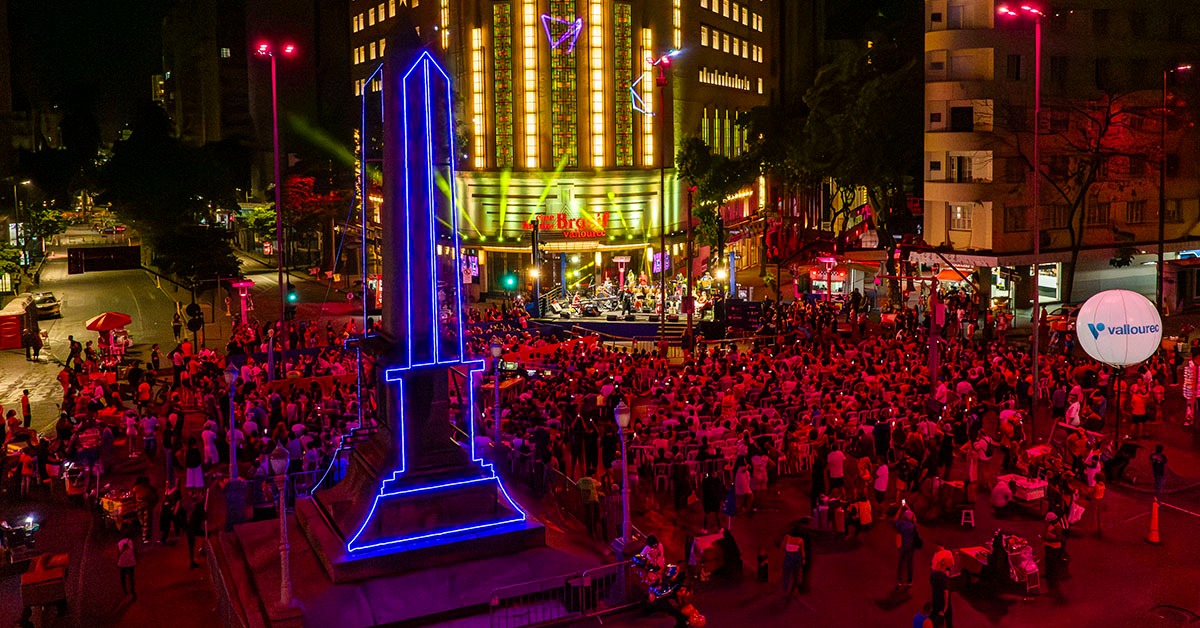 Adriana Calcanhoto e mais 200 artistas celebram Praça Sete neste fim de semana
