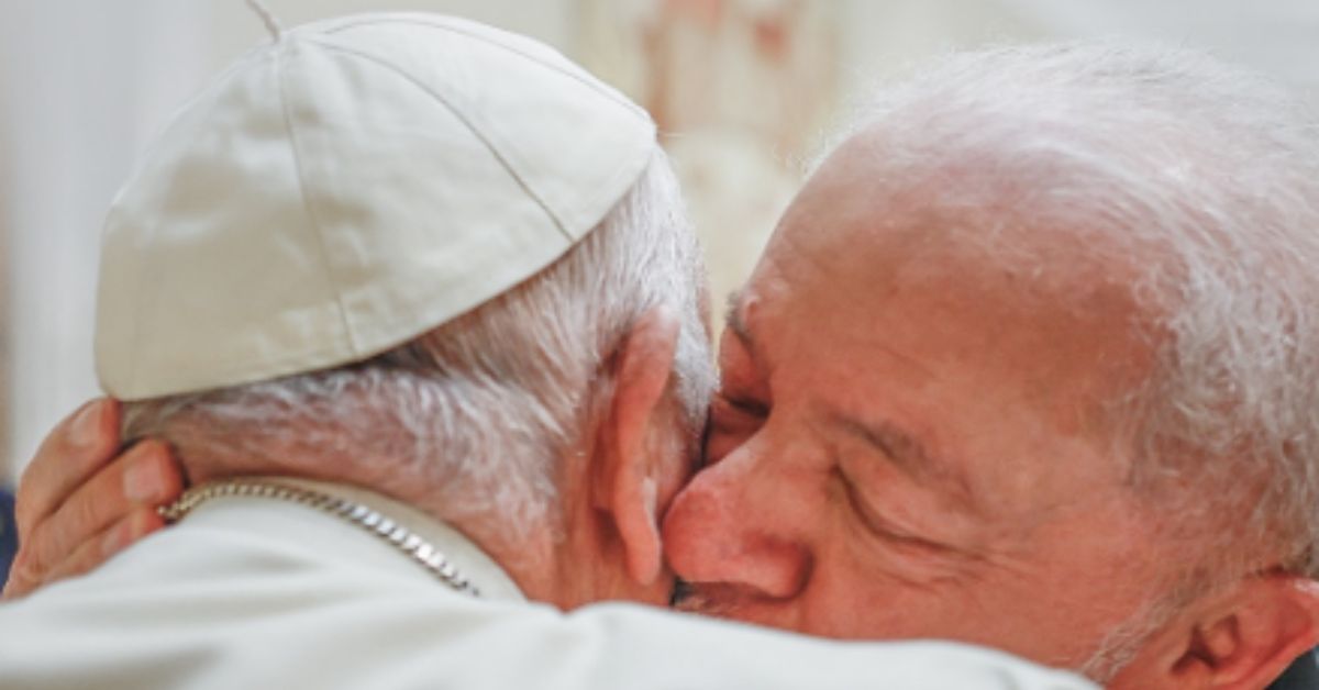 Lula lamenta morte de papa Francisco e decreta luto de 7 dias no Brasil