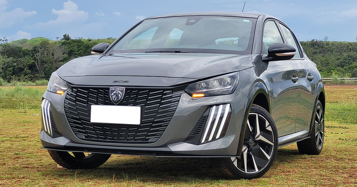 Peugeot 208 GT marca na linha 2025 reestilização do hatch