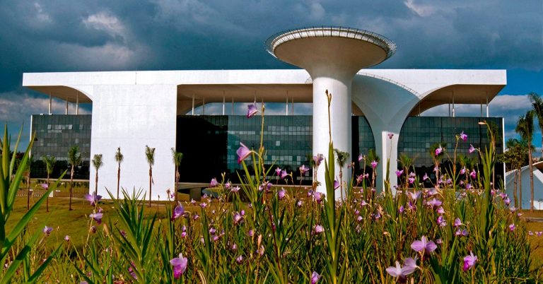 Plano de desenvolvimento traça futuro sustentável de Minas