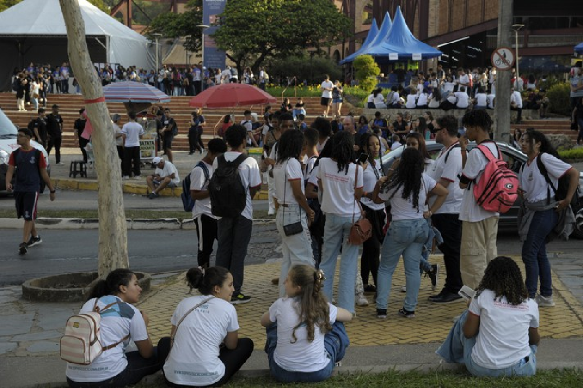 Mostra ‘Sua UFMG’ apresentará para estudantes cursos e instalações do campus Pampulha