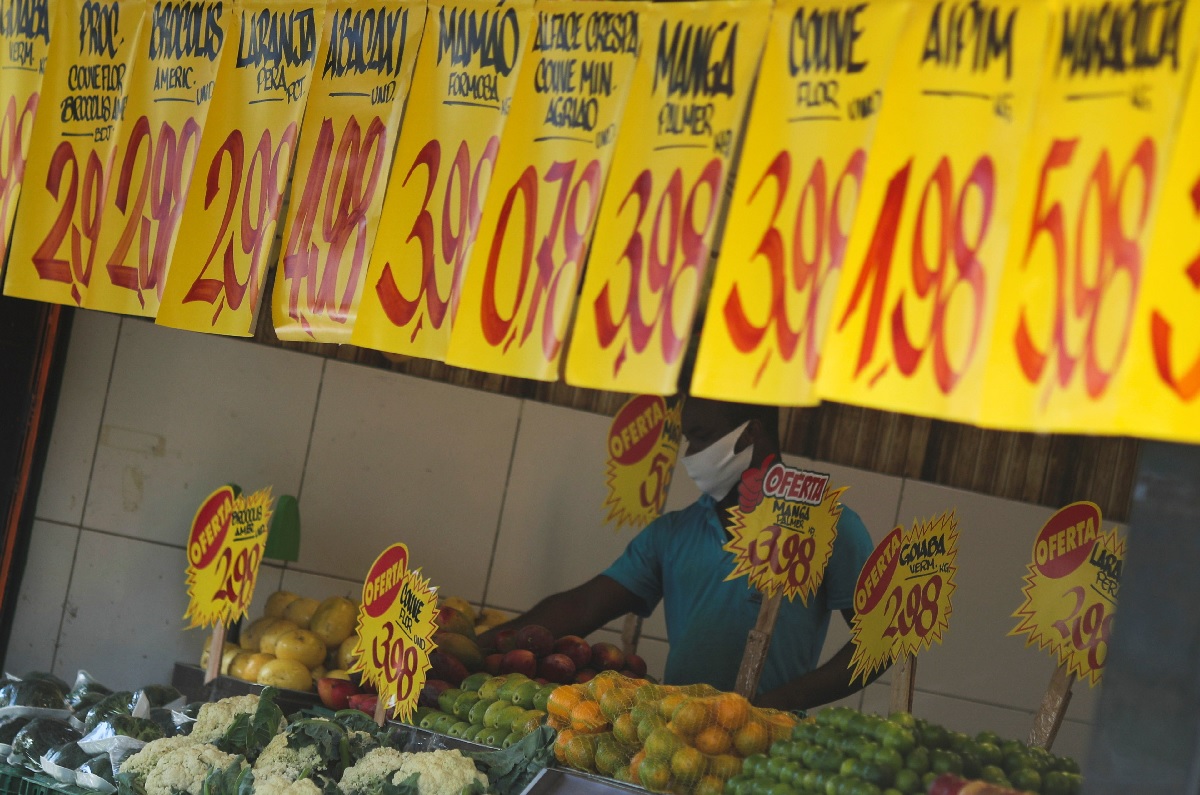 Preços ao produtor no Brasil recuam em março pelo 2º mês seguido