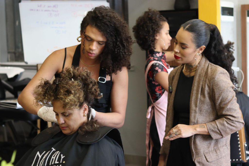 Nataly Sgoviah, dona do estúdio de beleza Nataly Sgoviah Conceito