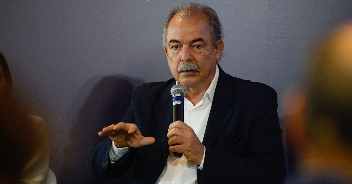 Presidente do BNDES propõe taxar bets para aumentar arrecadação